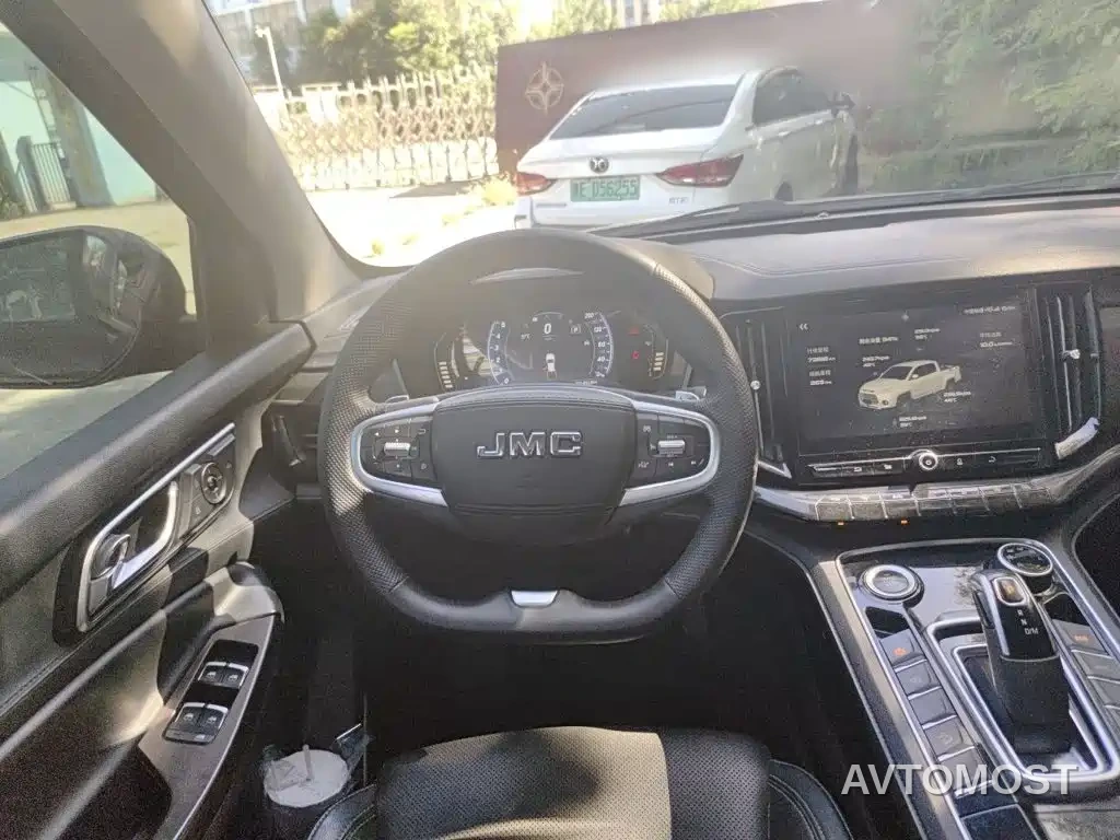 Jiangling Yuhu 9 2020 2.0T Automatic Diesel 4WD Comfort — фото 2