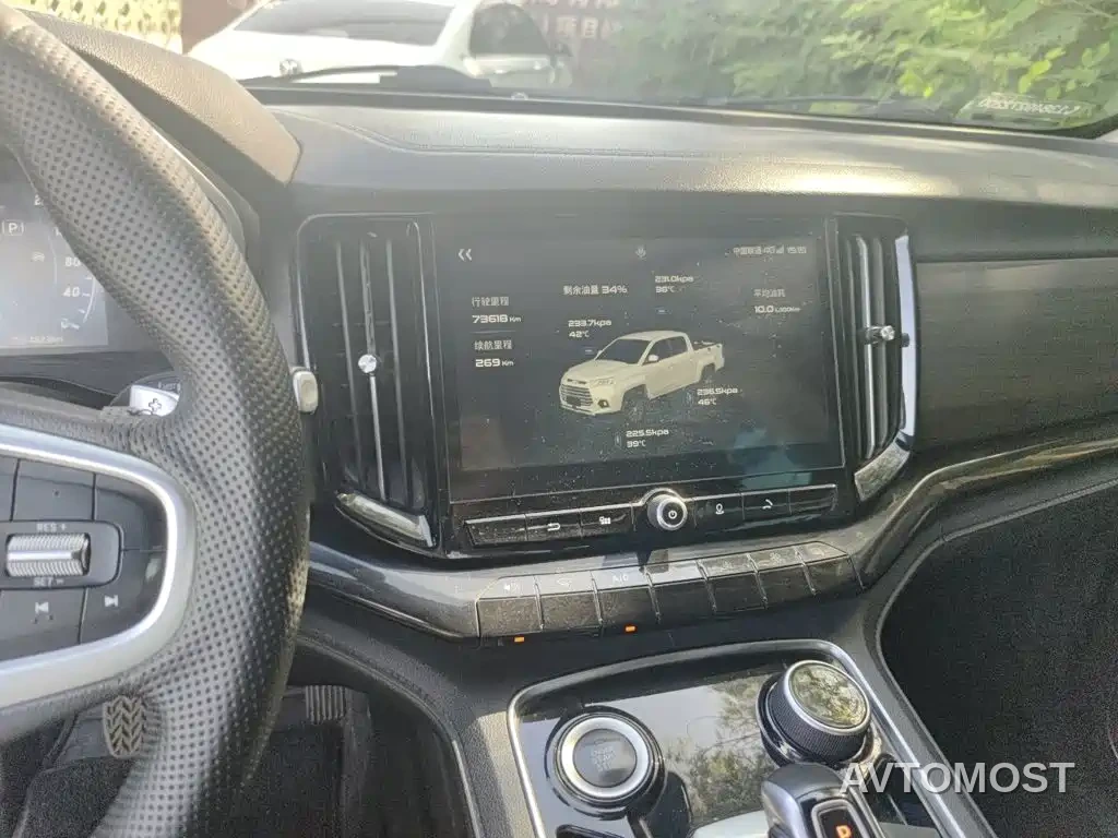 Jiangling Yuhu 9 2020 2.0T Automatic Diesel 4WD Comfort — фото 5