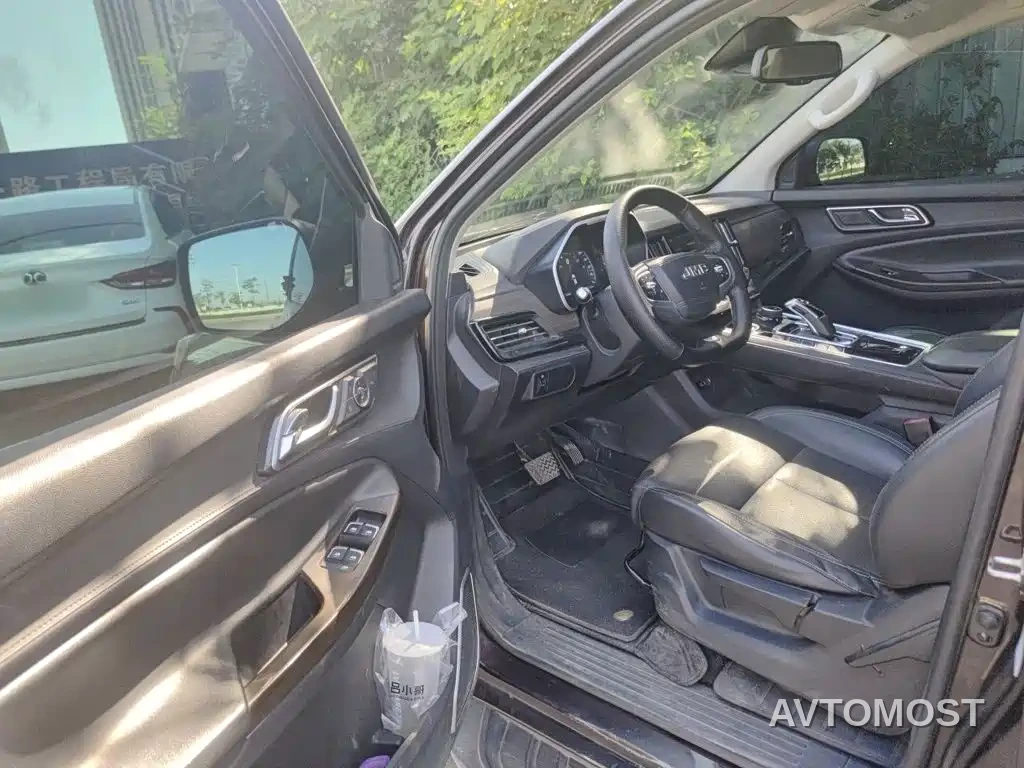 Jiangling Yuhu 9 2020 2.0T Automatic Diesel 4WD Comfort — фото 13
