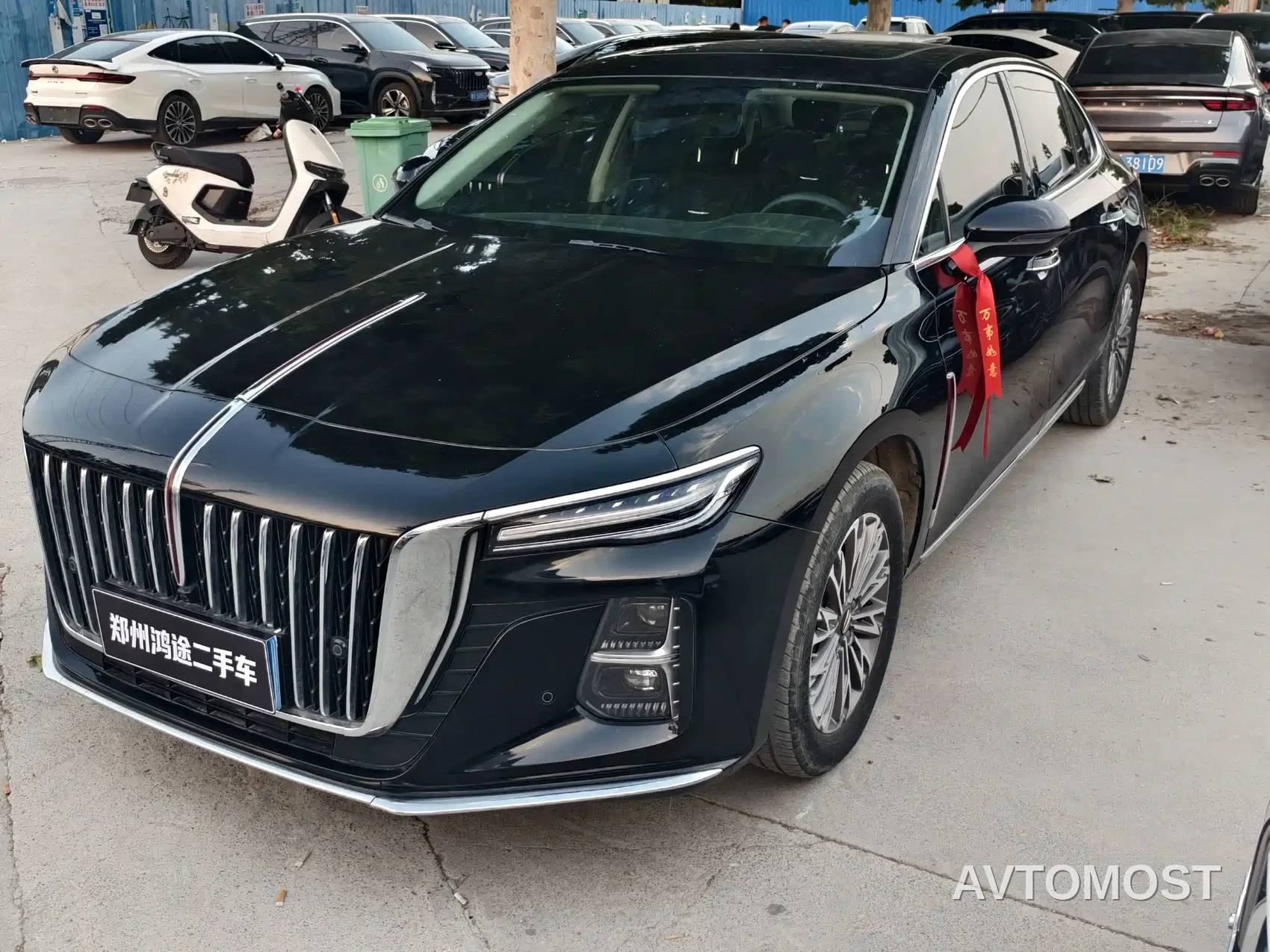 Hongqi H5 2023 1.5T HEV Smart Connect Leader Edition — фото 1