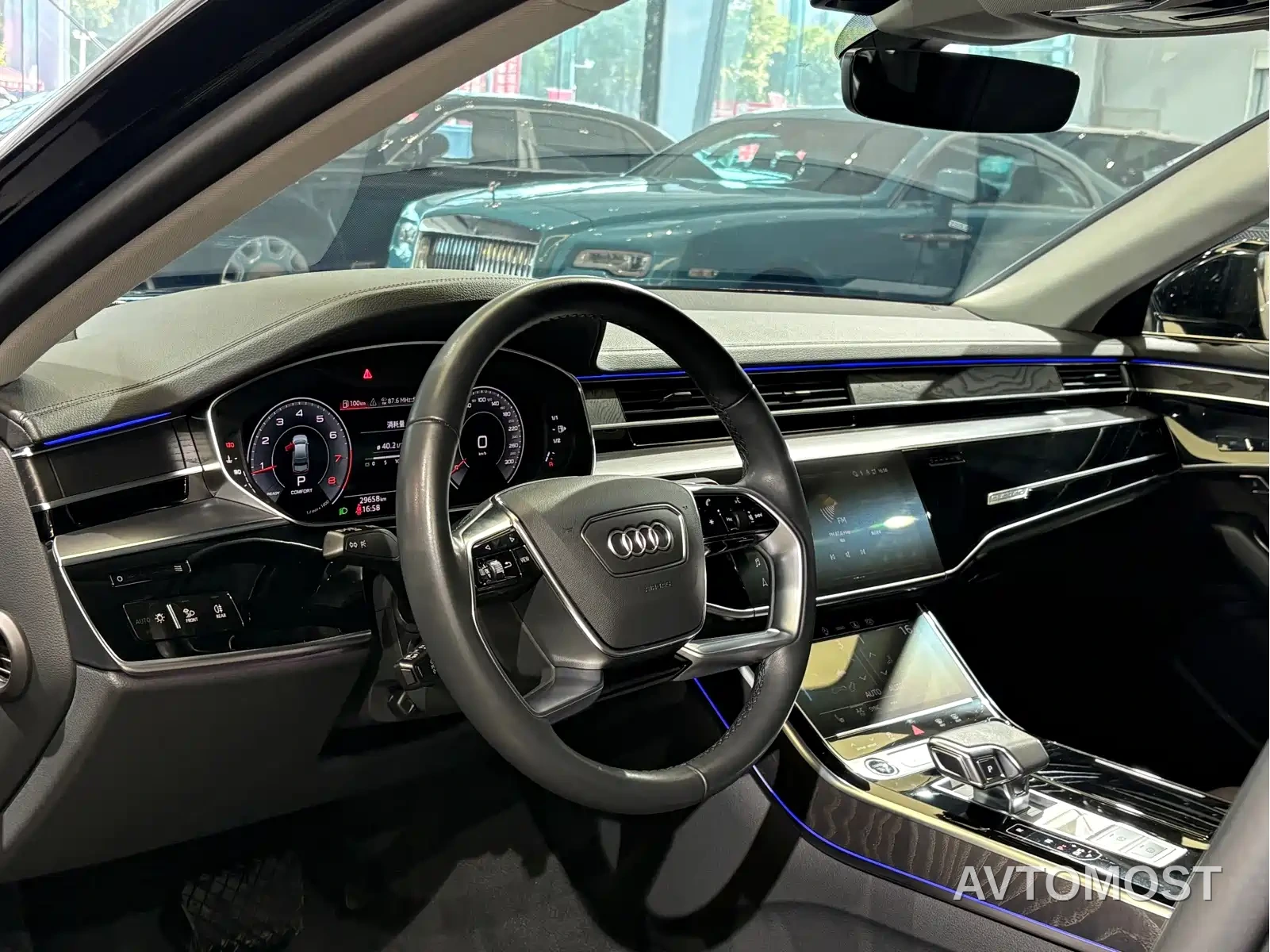 Audi A8 2023 A8L 45 TFSI quattro Luxury — фото 9