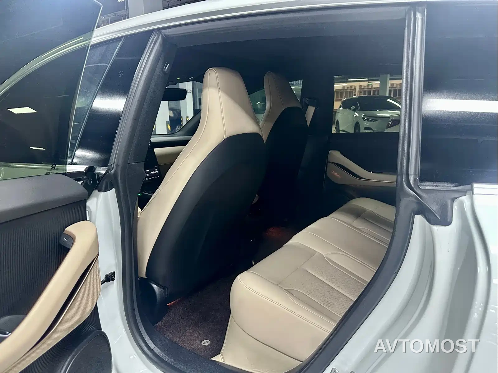 NIO ET5T 2024 75kWh Touring — фото 6