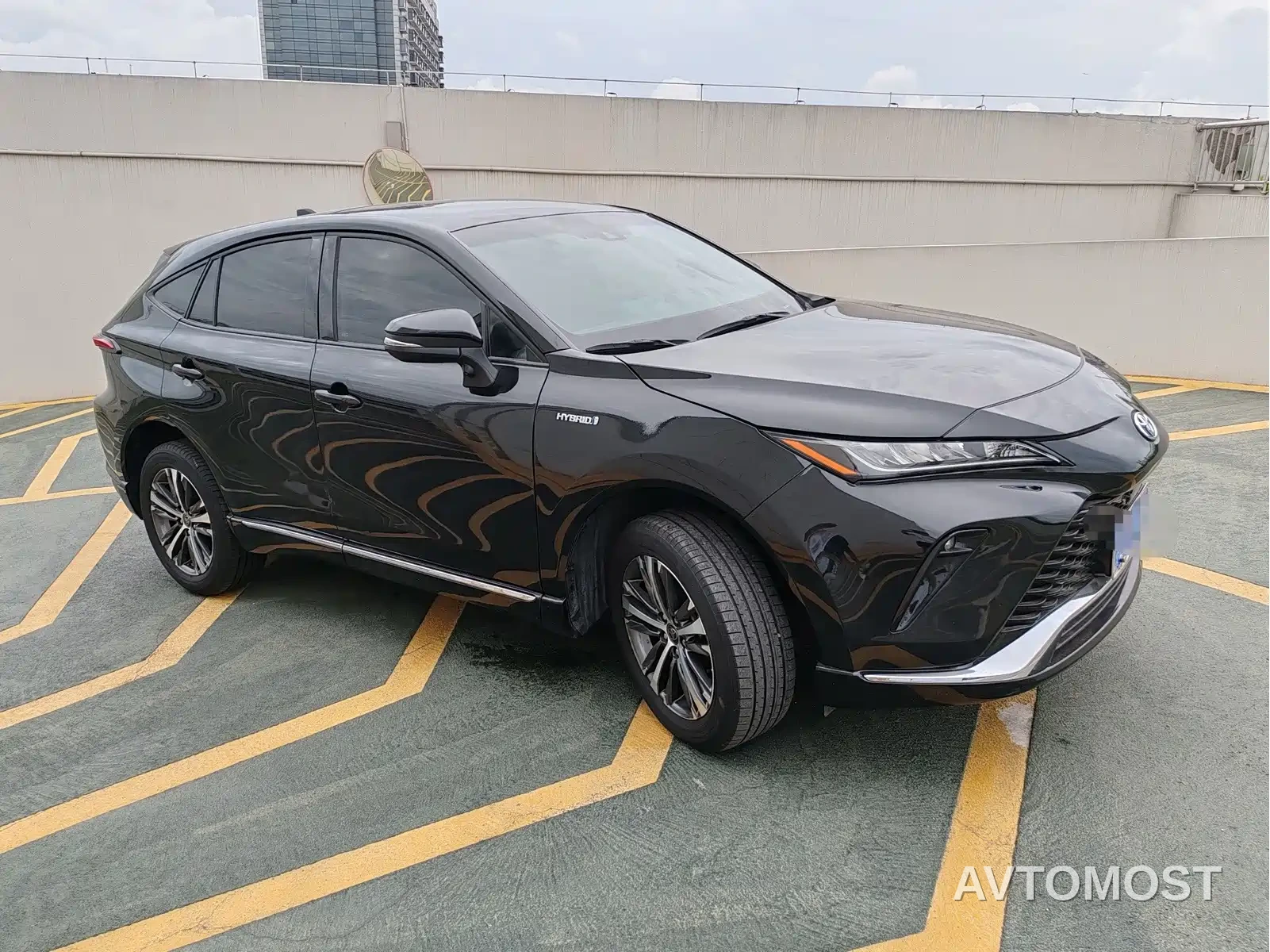 Toyota Venza 2023 2.5L Smart Hybrid FWD Luxury — фото 5