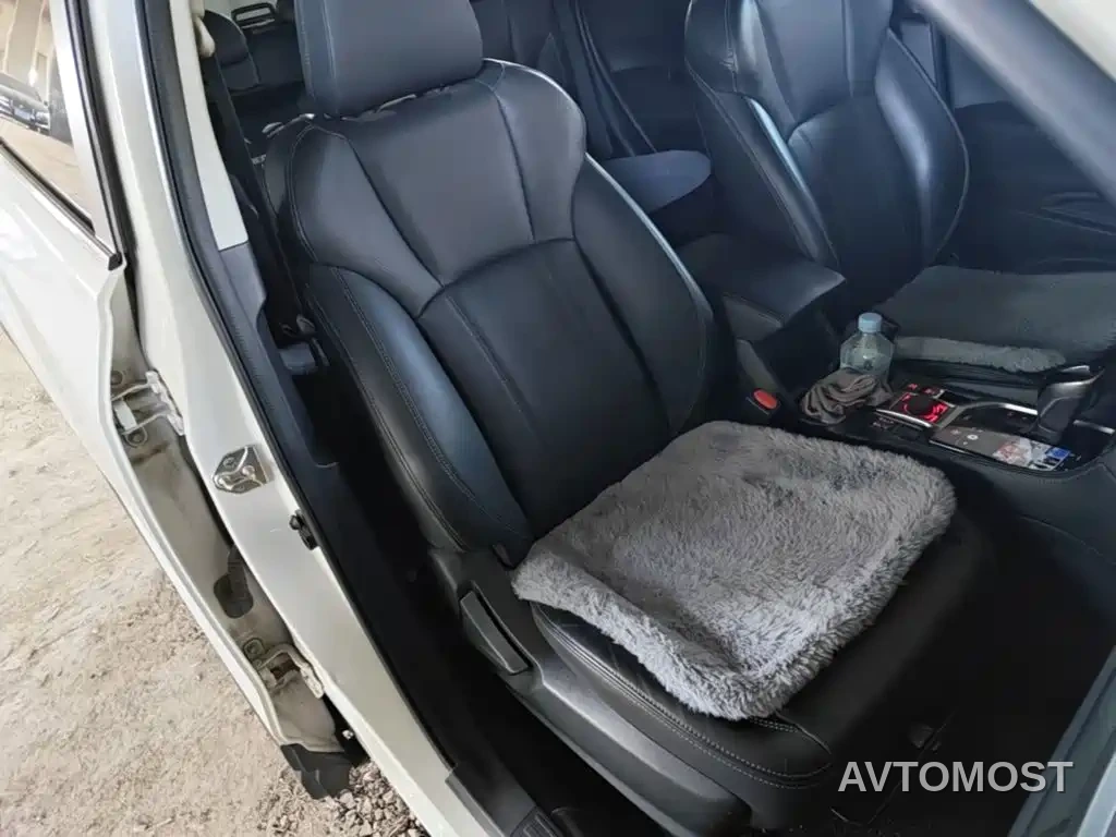 Subaru Forester 2021 2.0i Luxury Edition — фото 22
