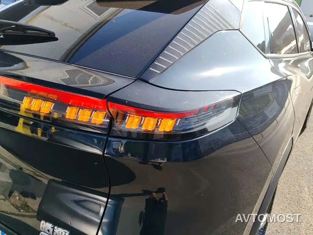 Dongfeng Aeolus Haohan 2023 DH-i 1.5T Luxury Edition — фото 8