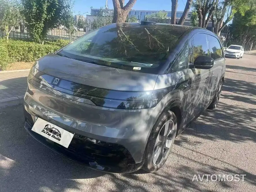 Zeekr MIX 2025 Smart Driving Edition
