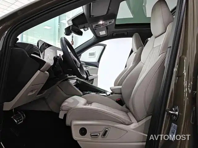 Audi Q5L 2026 Luxury Sport 150kW — фото 17