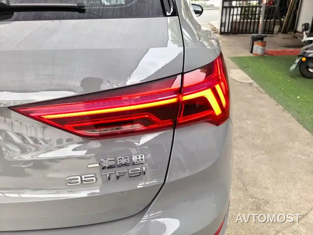 Audi Q3 2023 35 TFSI Fashion Dynamic Model (1.5T) — фото 3