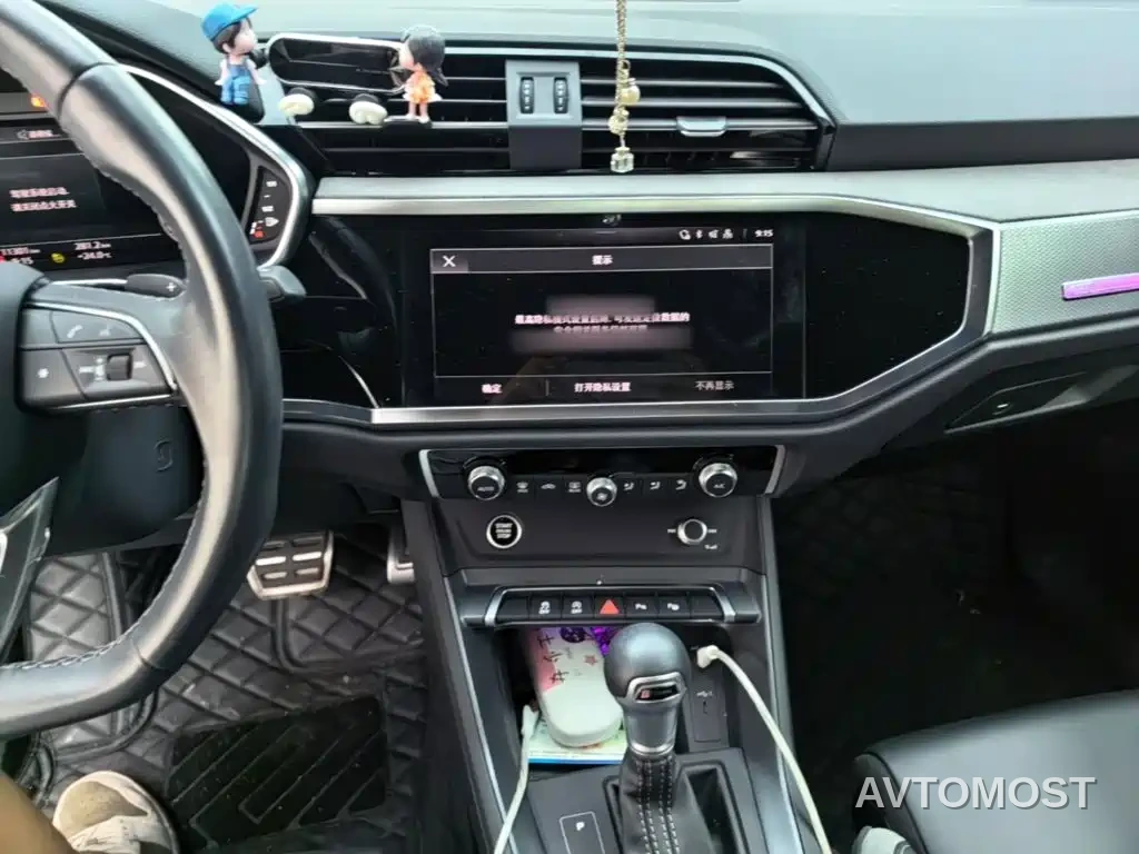 Audi Q3 2023 35 TFSI Fashion Dynamic Model (1.5T) — фото 5