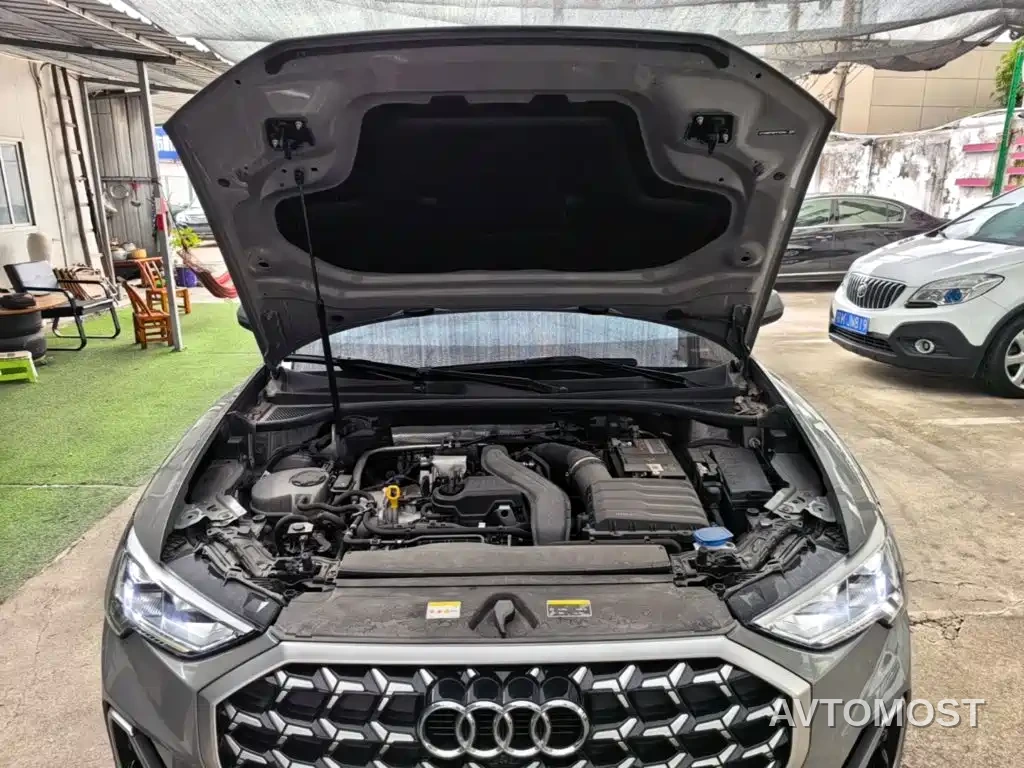 Audi Q3 2023 35 TFSI Fashion Dynamic Model (1.5T) — фото 14