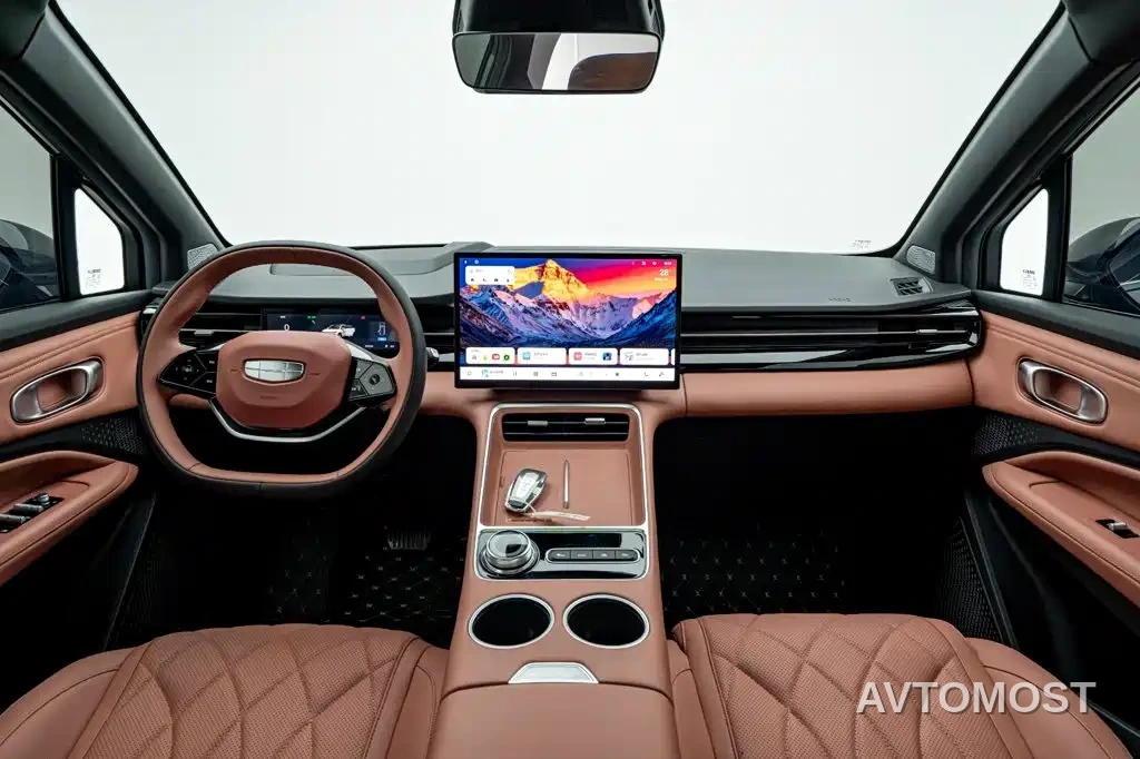 Geely Boyue REV 2026 Extended Range Base Model — фото 10