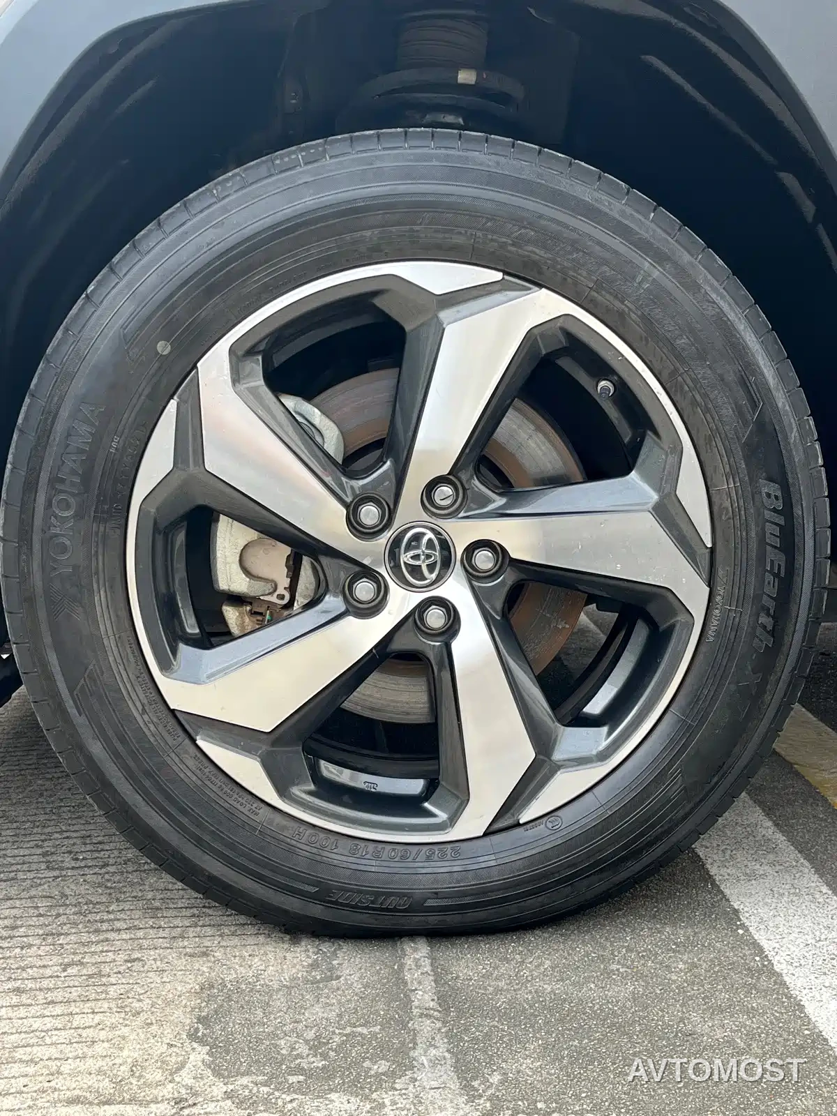 Toyota RAV4 Rongfang Dual Engine E+ 2021 2.5L 2WD Elite Pro — фото 7