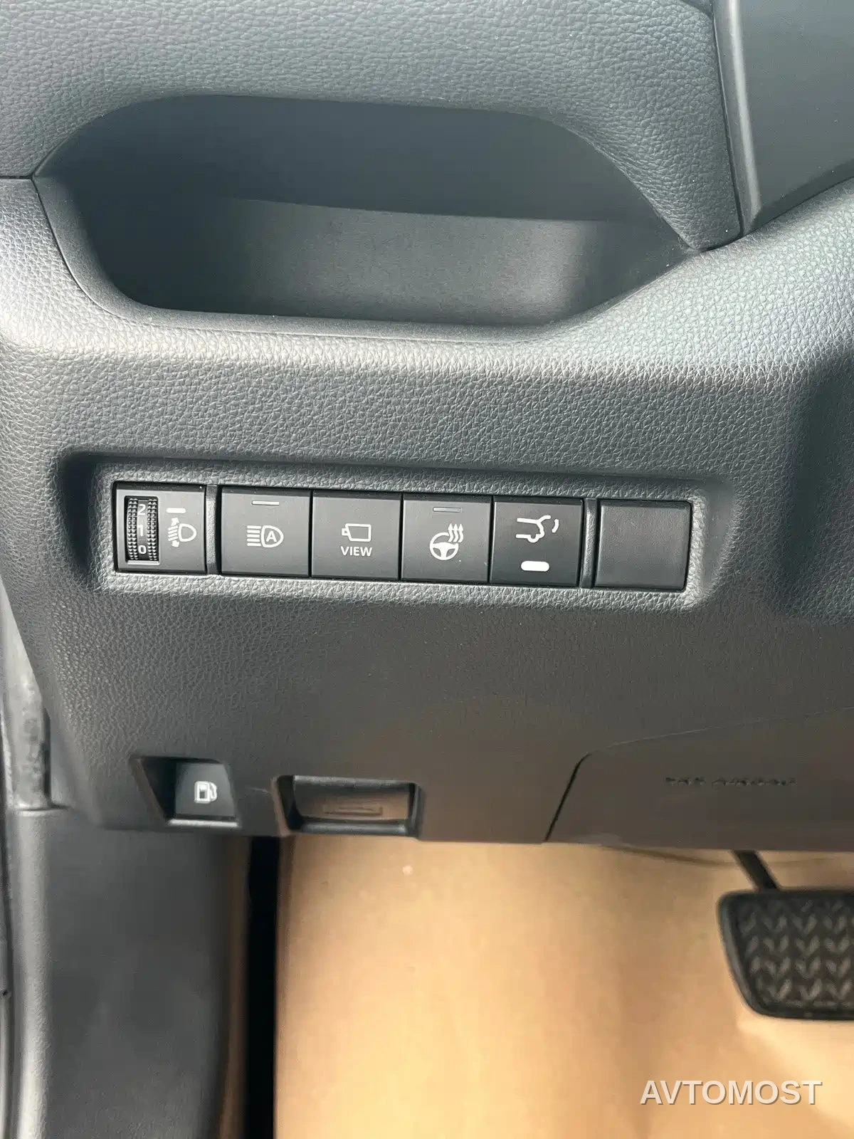 Toyota RAV4 Rongfang Dual Engine E+ 2021 2.5L 2WD Elite Pro — фото 13