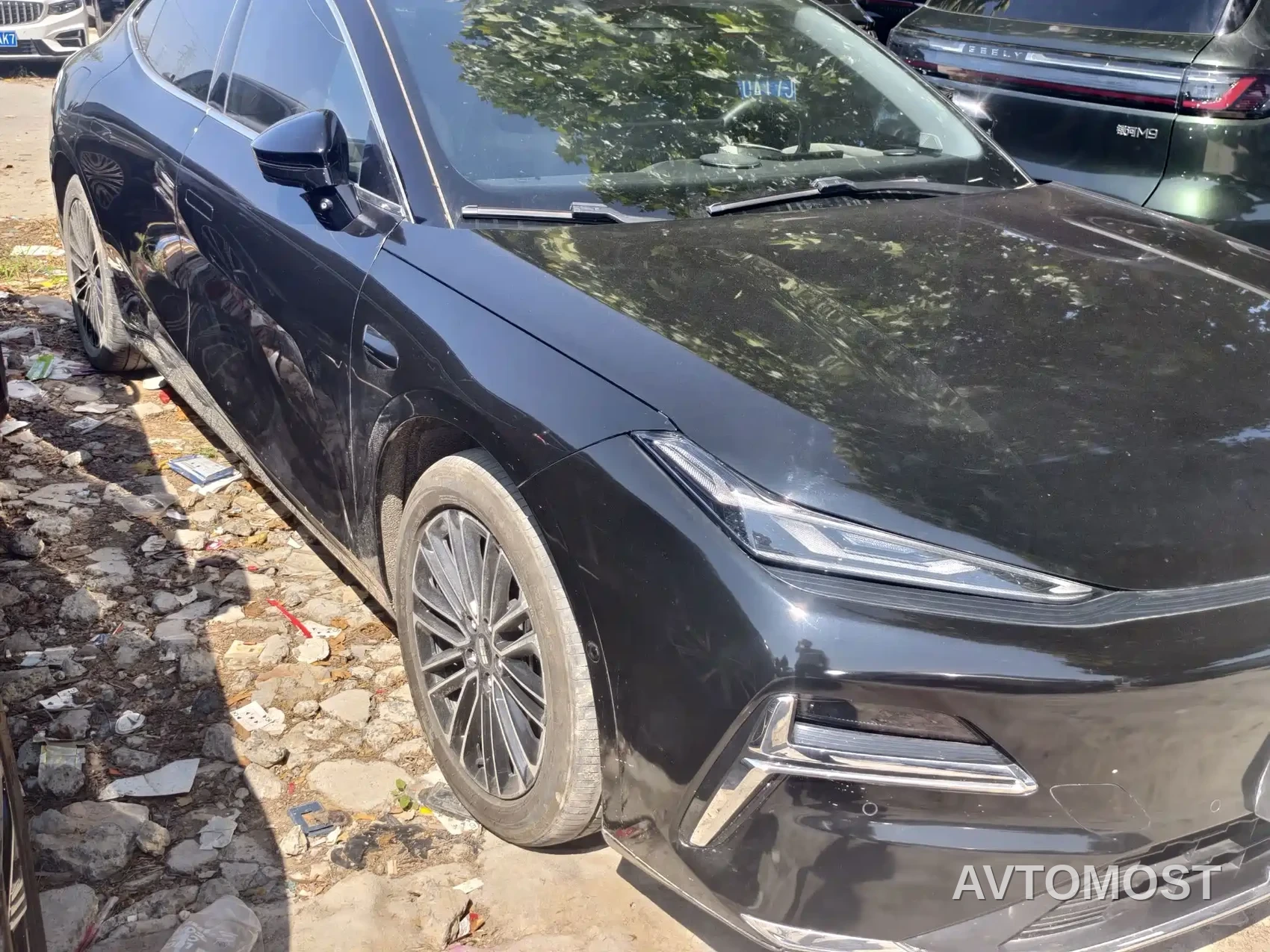 Geely Galaxy Xingyao 8 2025 130km EM-i Premium Edition — фото 9