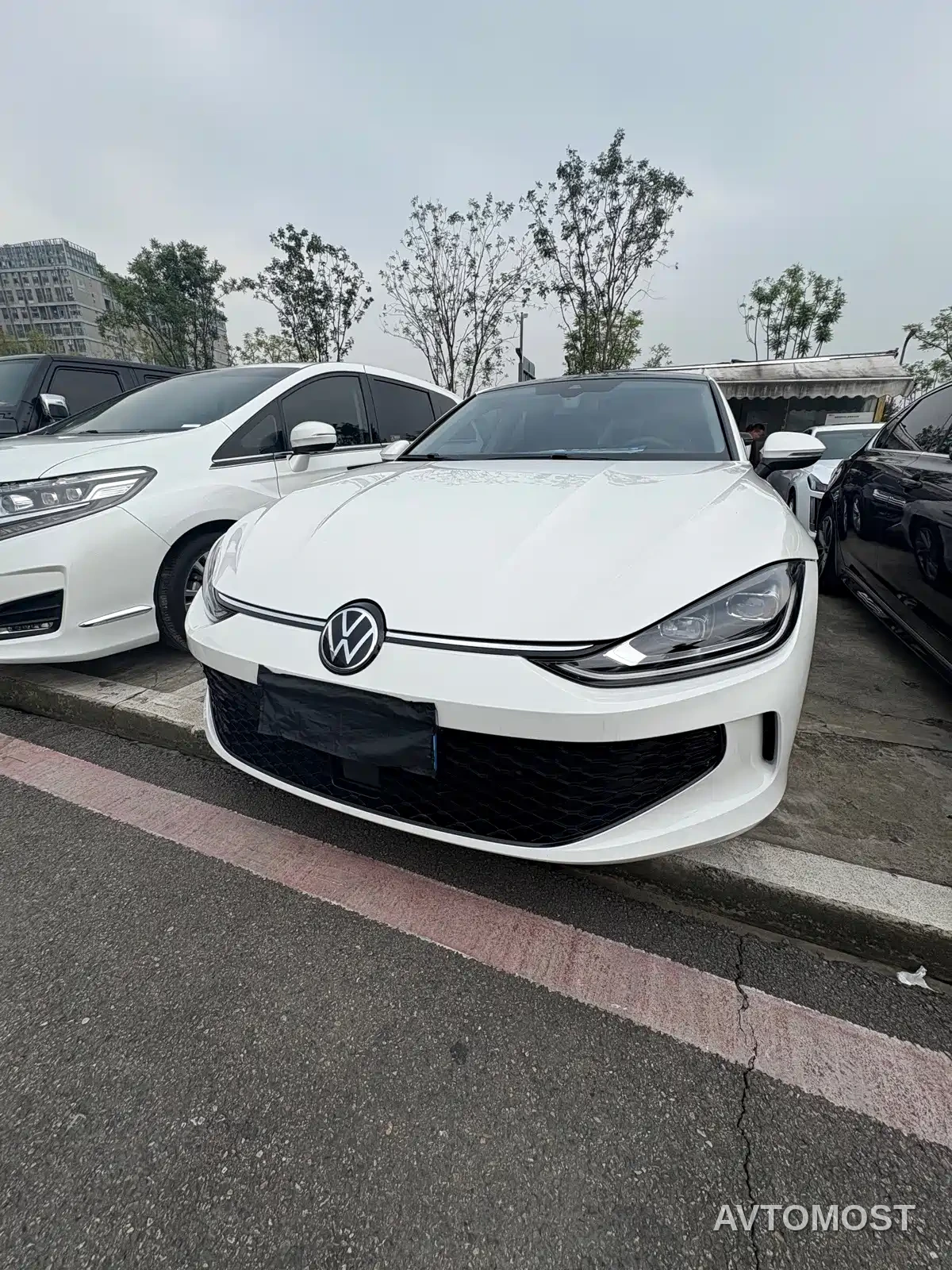 Volkswagen Lamando 2023 Lamando L 280TSI DSG Glamour Edition — фото 1
