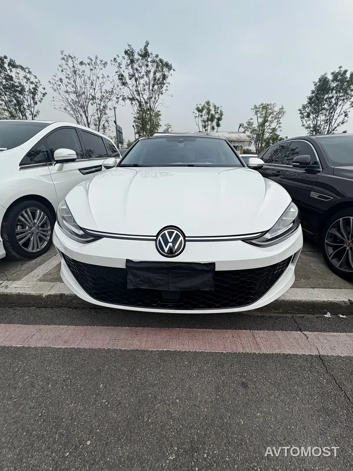 Volkswagen Lamando 2023 Lamando L 280TSI DSG Glamour Edition — фото 2