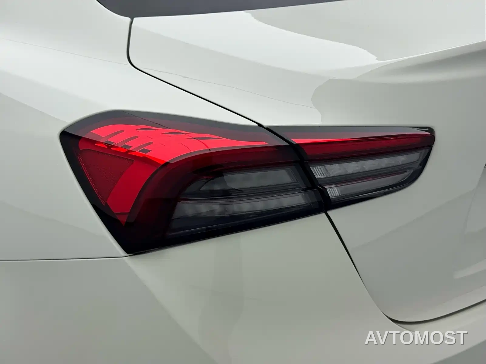 Maserati Ghibli 2021 2.0T Edge Edition — фото 12