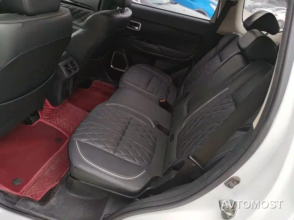 Mitsubishi Outlander 2021 2.4L 4WD Yaodong Edition 5-seater — фото 10