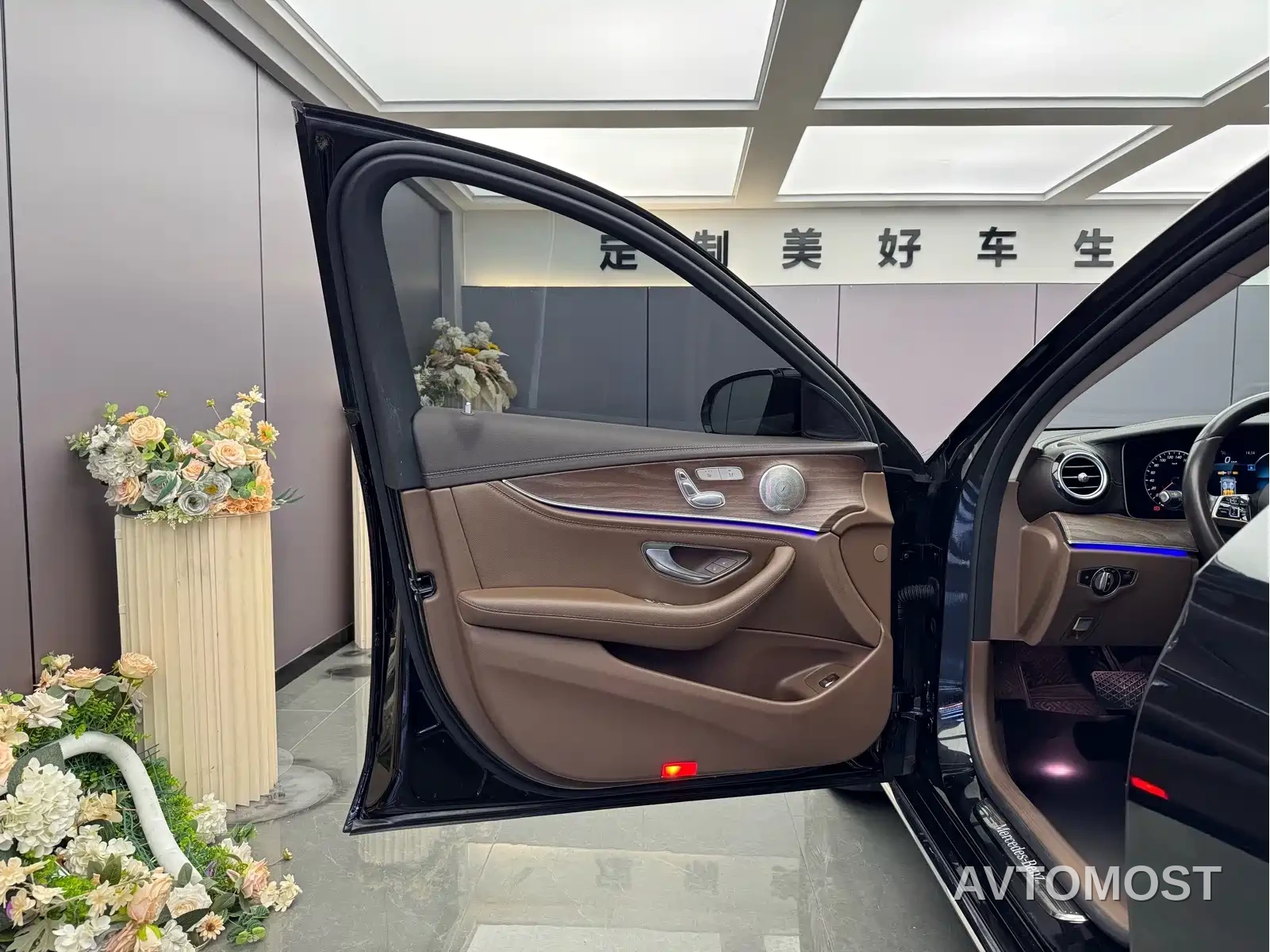 Mercedes-Benz E-Class 2022 E 300 L Luxury — фото 7