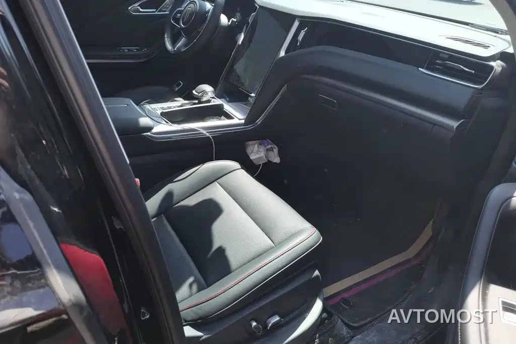 Hongqi HS7 PHEV 2024 2.0T PHEV 2WD Flagship 6-seater — фото 8
