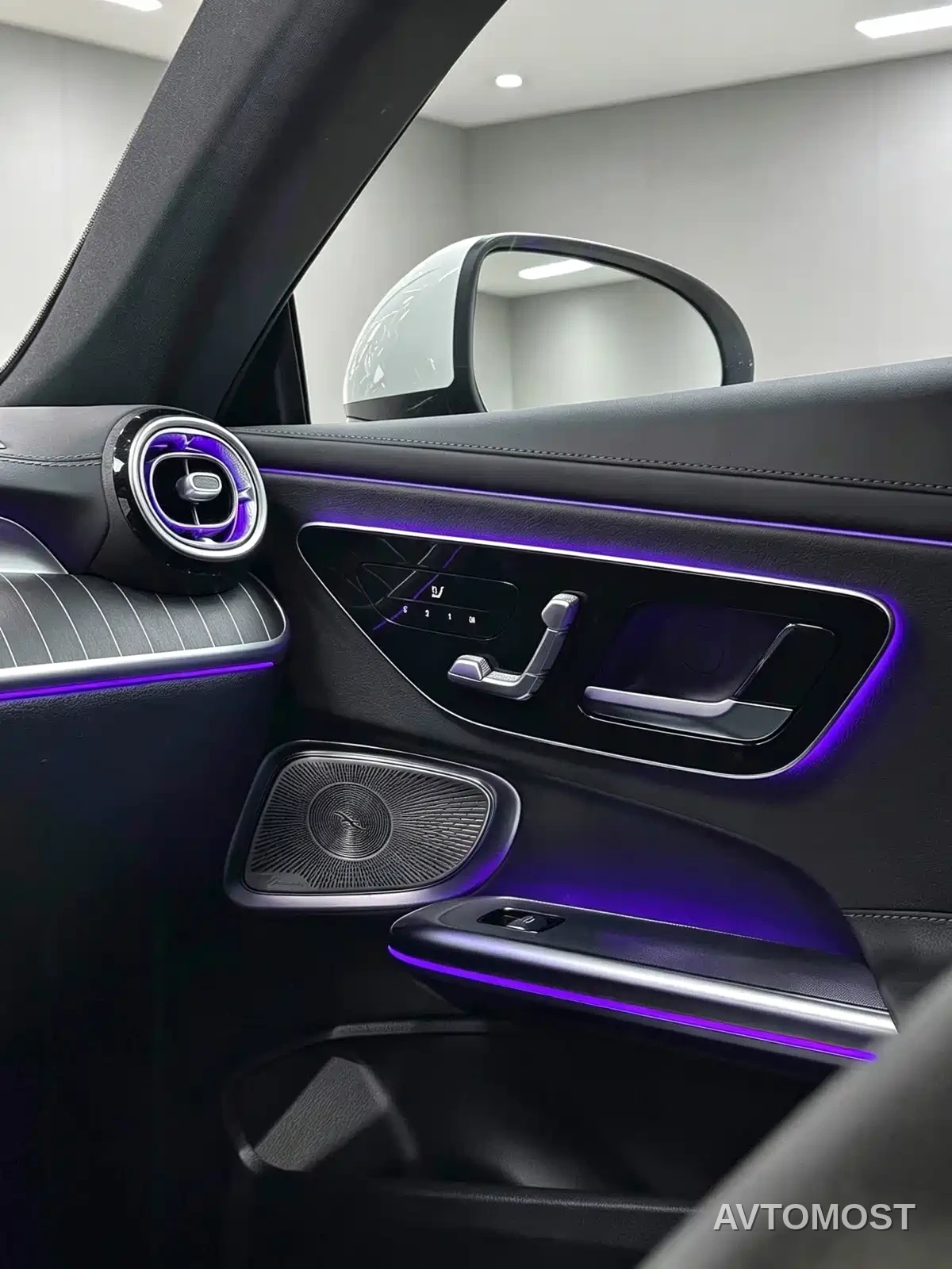Mercedes-Benz CLE 2025 CLE 300 4MATIC Sport Coupe — фото 5