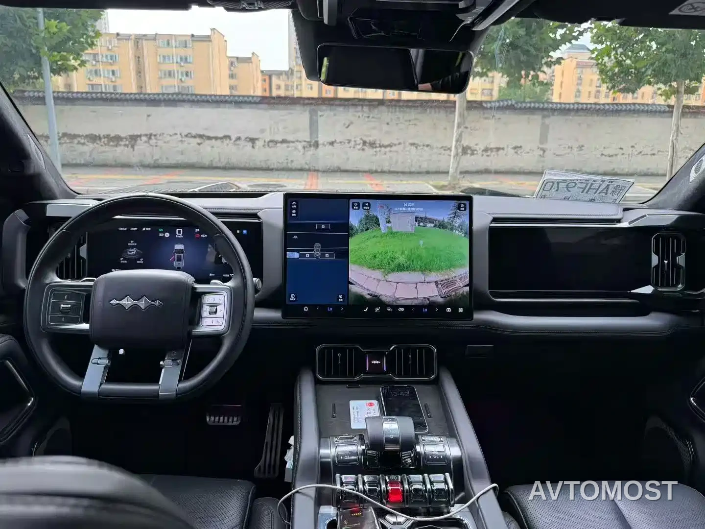 Fang Cheng Bao Leopard 8 2025 Zhiyong Flagship 7-Seater — фото 5