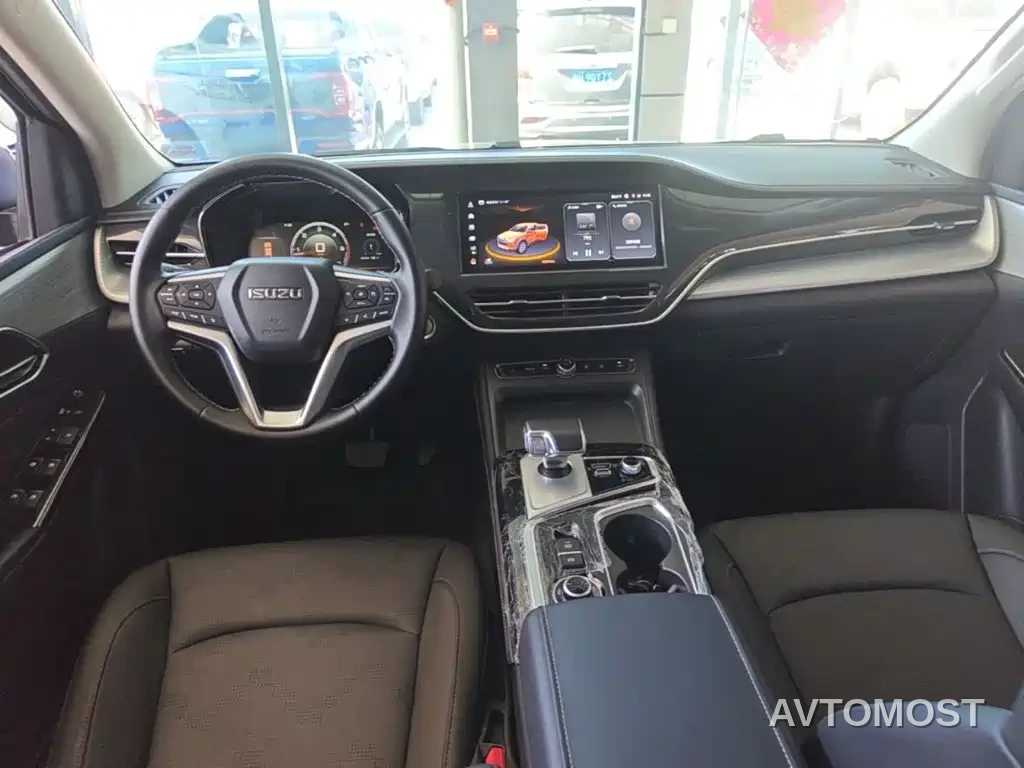 Isuzu D-MAX 2023 1.9T Auto 4WD V-CROSS Yue Ling Edition — фото 6