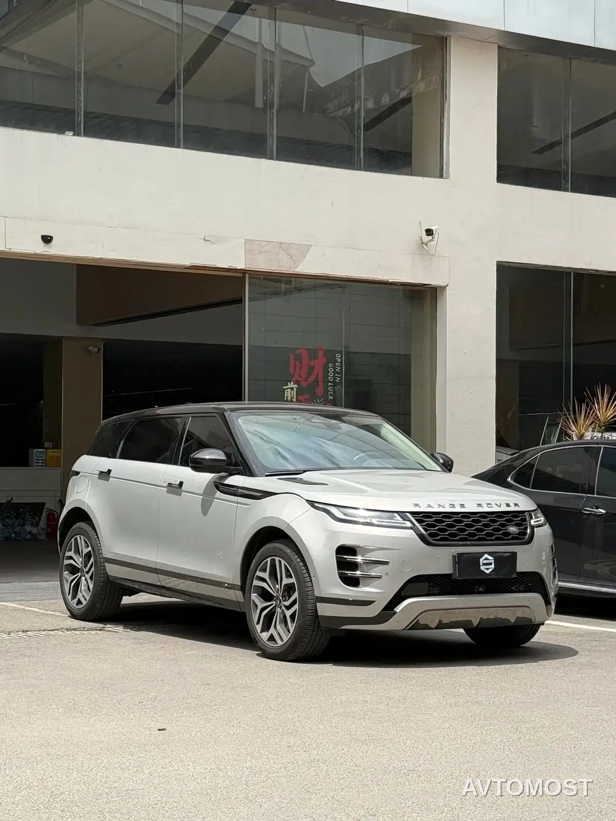 Land Rover Range Rover Evoque 2022 Range Rover Evoque L 249PS R-Dynamic Luxury Edition — фото 2