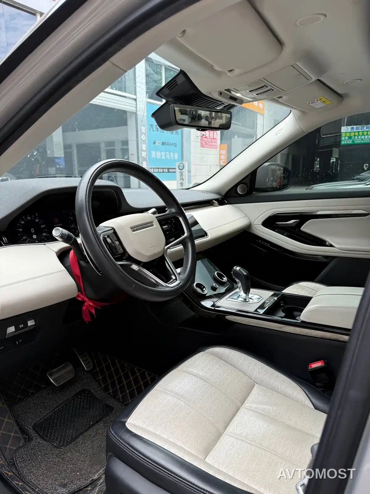 Land Rover Range Rover Evoque 2022 Range Rover Evoque L 249PS R-Dynamic Luxury Edition — фото 4