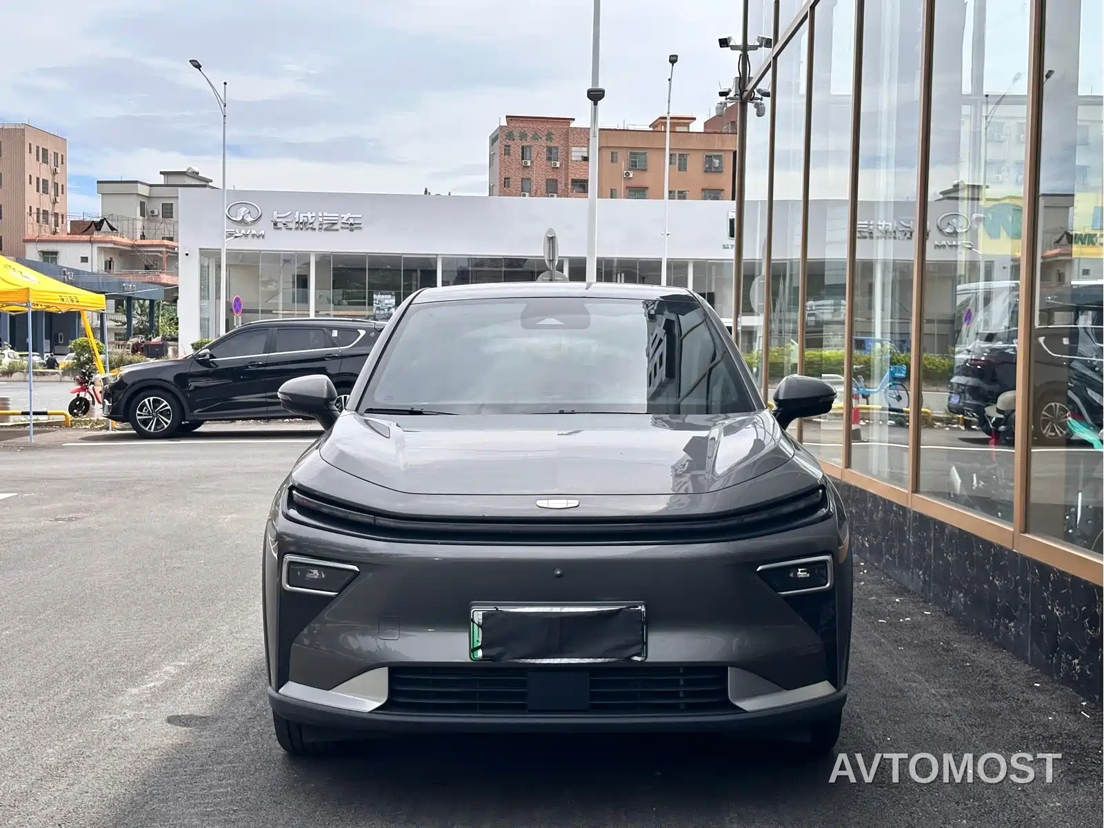 Geely Boyue REV 2026 Extended Range Base Model — фото 2