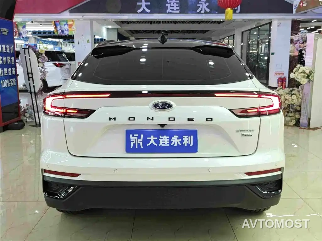 Ford Mondeo 2025 2.0T EcoBoost E Hybrid Sport Edition — фото 5