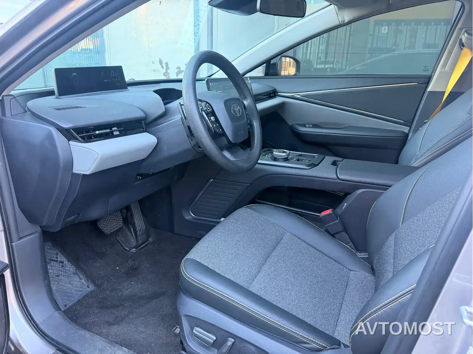 Toyota bZ5 2025 550 PRO Smart Edition — фото 8