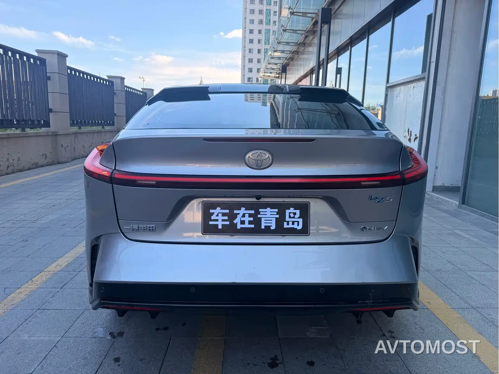Toyota bZ5 2025 550 PRO Smart Edition — фото 12