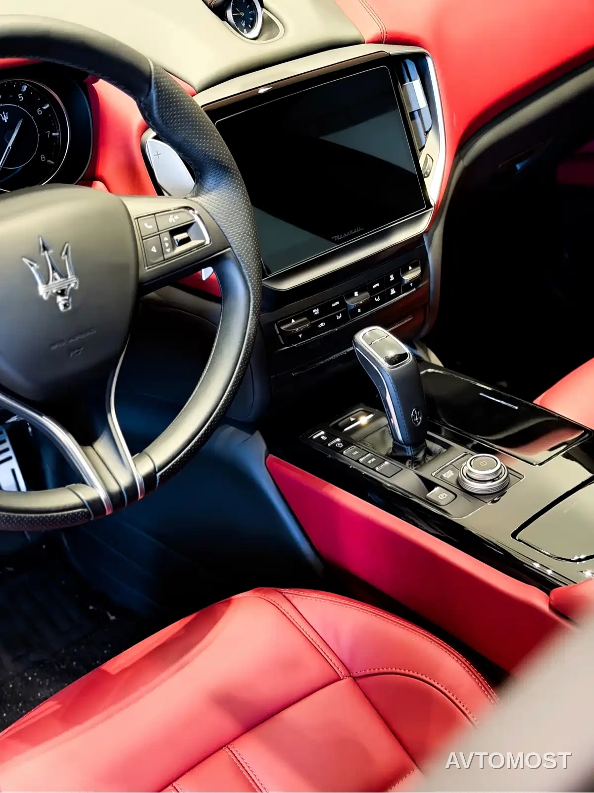 Maserati Ghibli 2023 3.0T Modena — фото 17