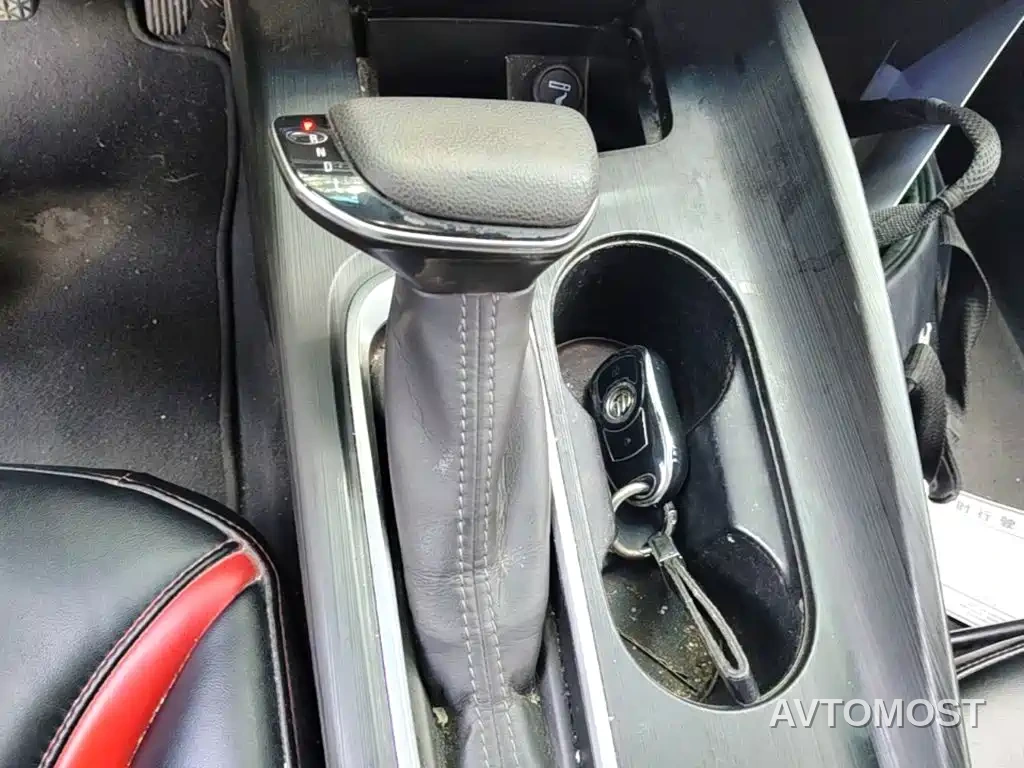 Buick Velite 6 2020 Plug-in Hybrid Connected Fashion Edition — фото 14