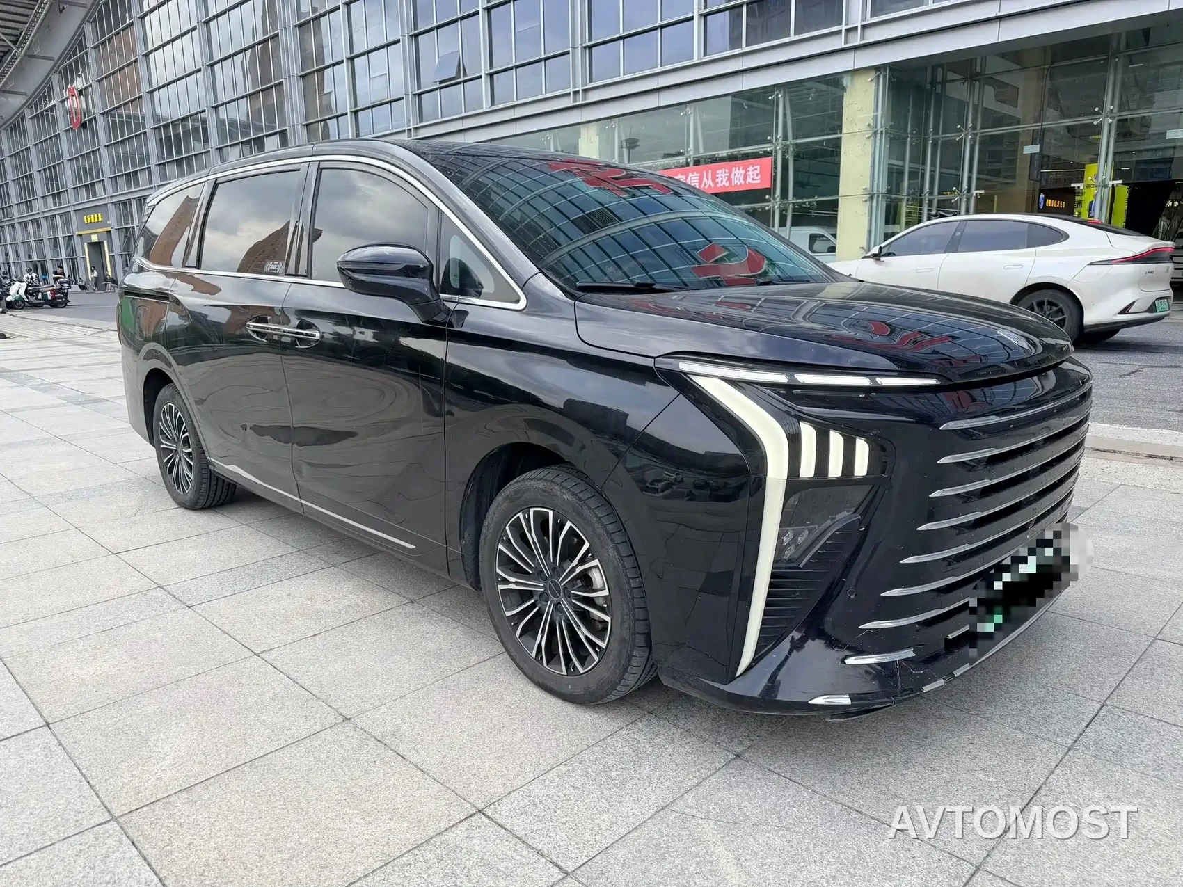 Dongfeng Fengxing Starlight V9 2024 1.5TD 200km Cloud Ladder Series Premium — фото 3