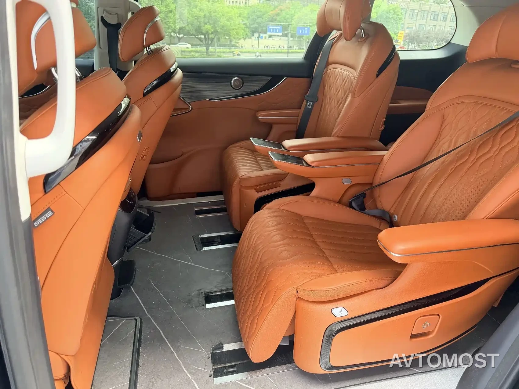 Dongfeng Fengxing Starlight V9 2024 1.5TD 200km Cloud Ladder Series Premium — фото 10