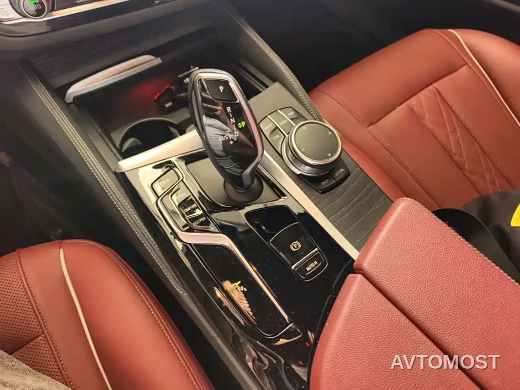 BMW 5 Series 2022 Facelift 530Li Leading M Sport Package — фото 12