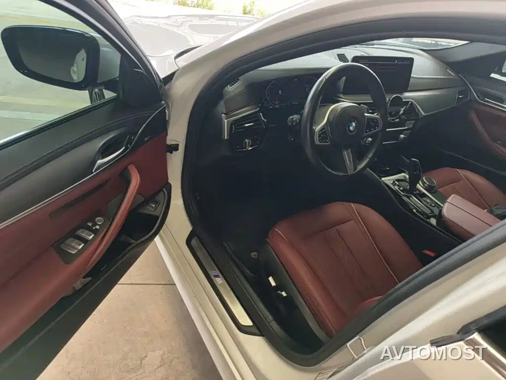 BMW 5 Series 2022 Facelift 530Li Leading M Sport Package — фото 14