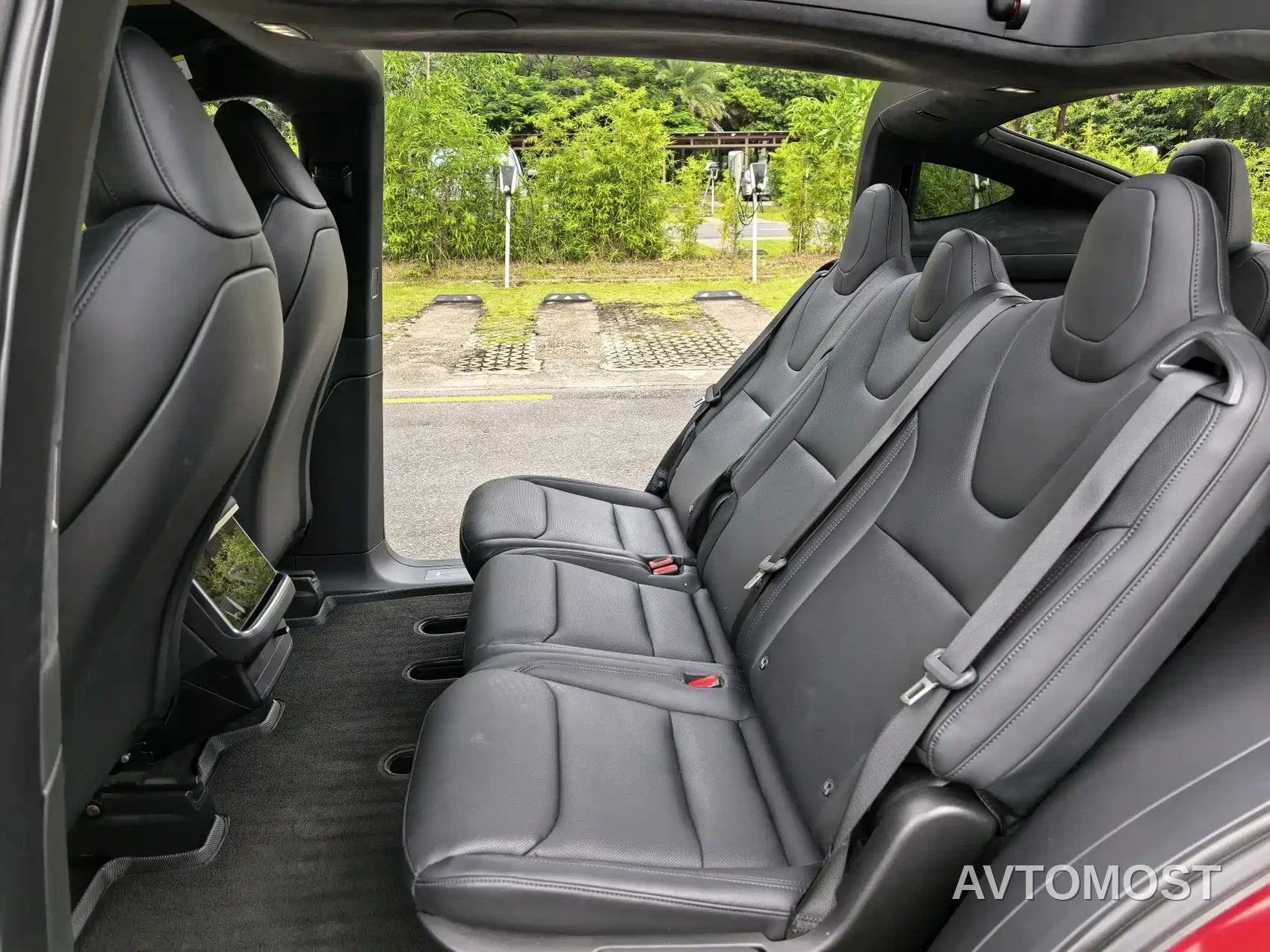 Tesla Model X 2023 Dual Motor All-Wheel Drive Edition — фото 8