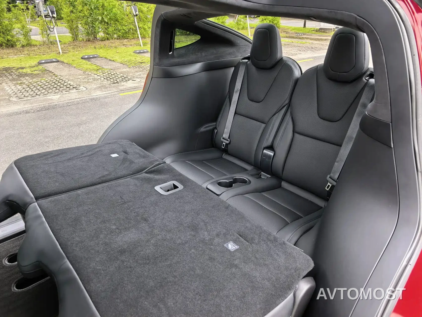 Tesla Model X 2023 Dual Motor All-Wheel Drive Edition — фото 10