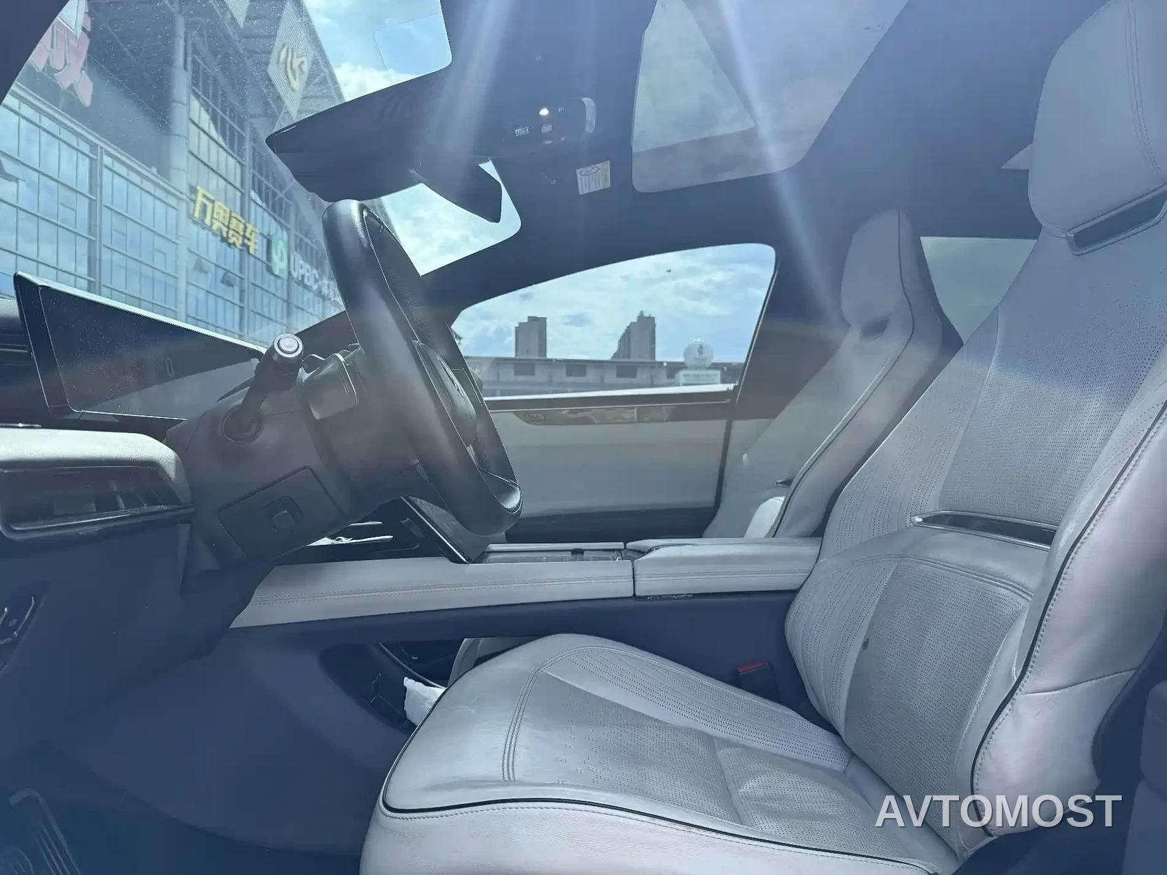 HiPhi X 2021 Flagship Edition 6-Seater — фото 9
