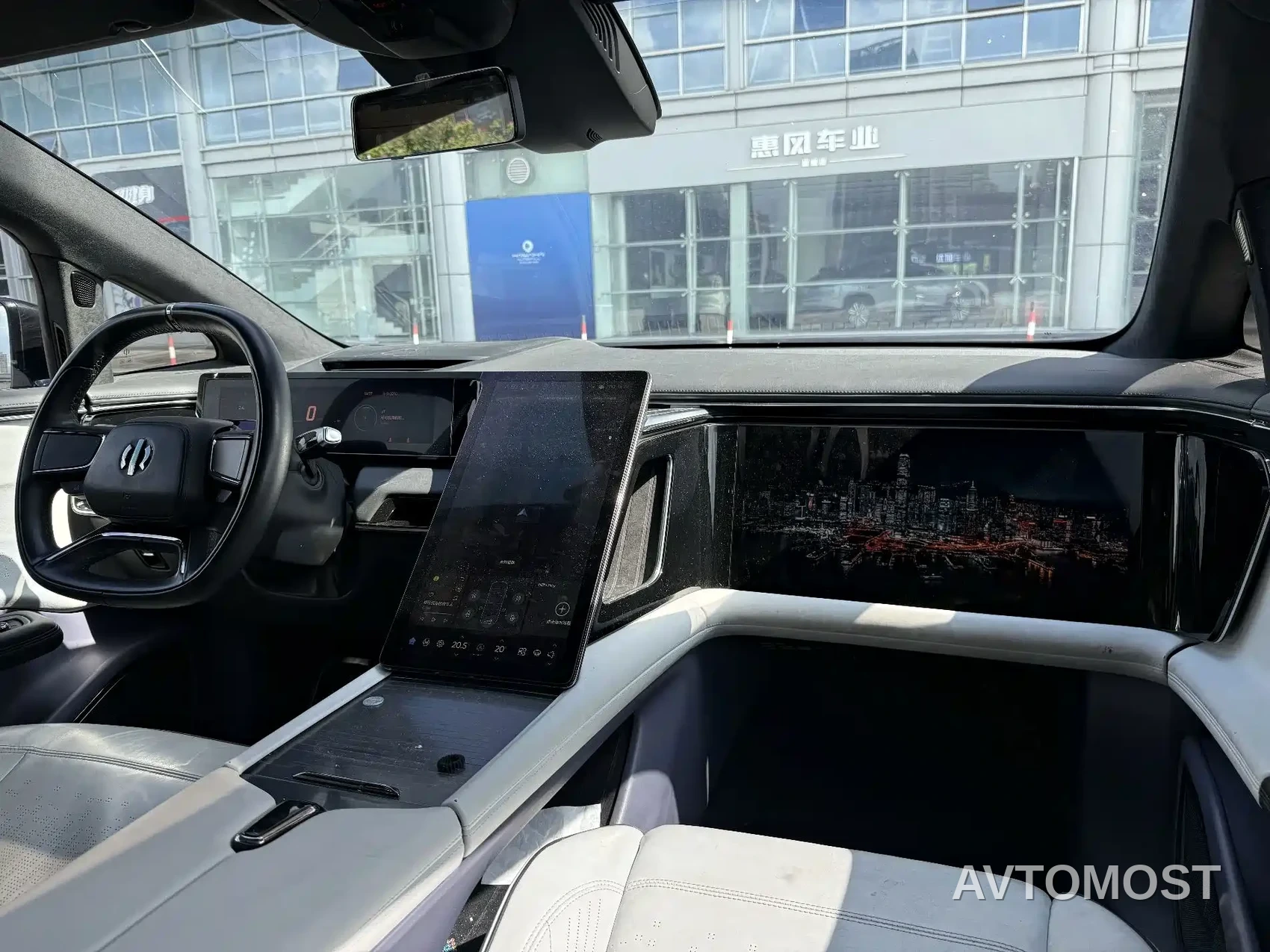 HiPhi X 2021 Flagship Edition 6-Seater — фото 12