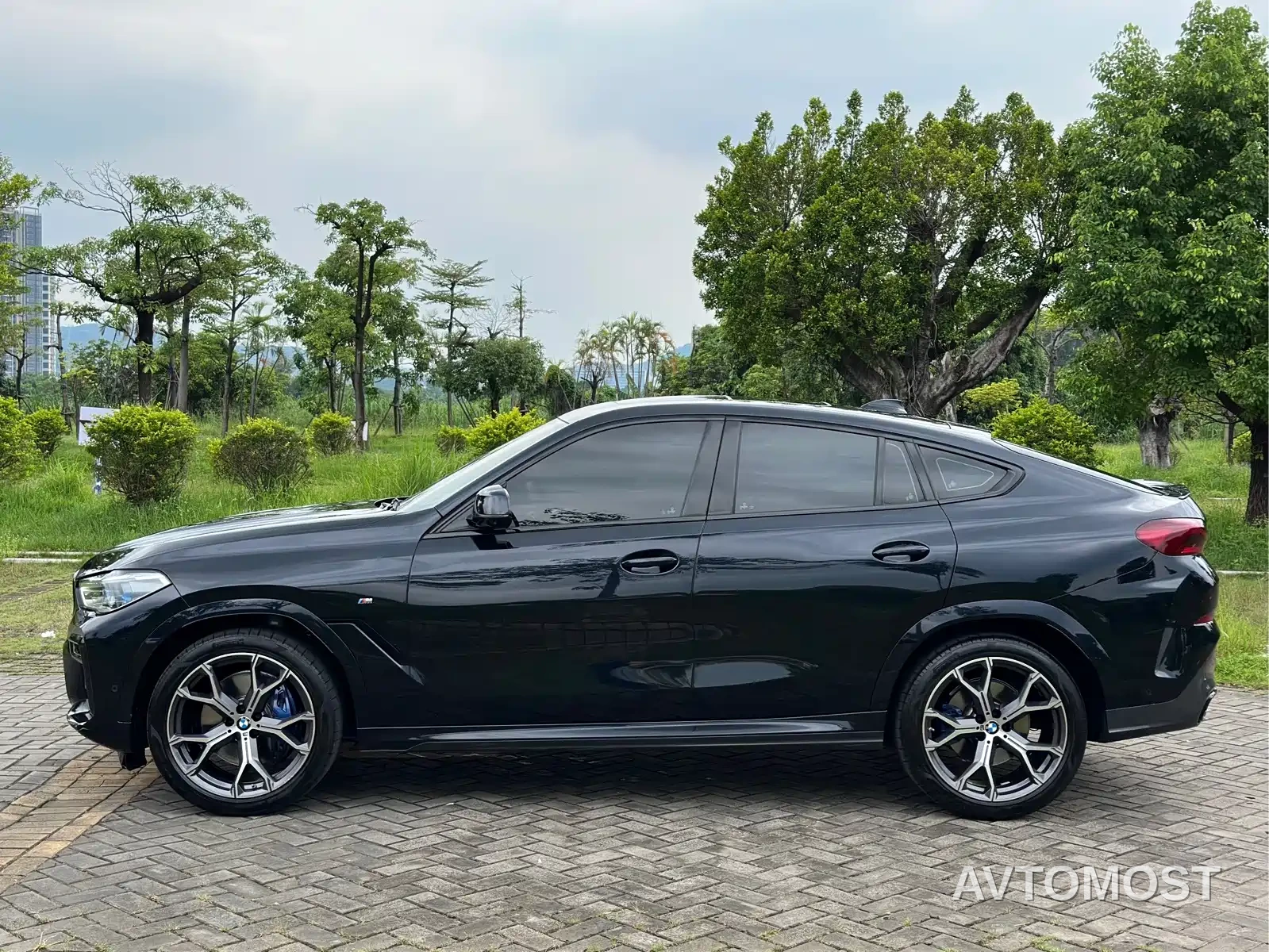 BMW X6 2022 Model Year Facelift II xDrive40i M Sport Package — фото 7