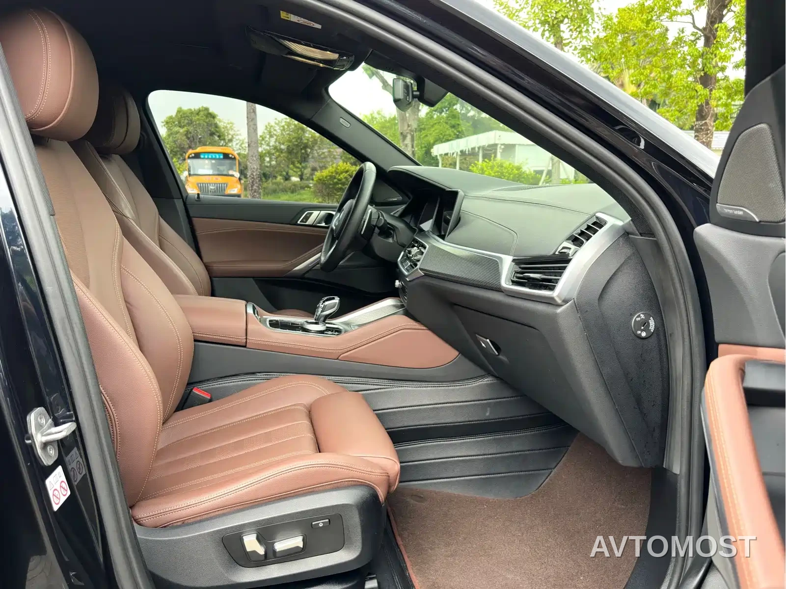 BMW X6 2022 Model Year Facelift II xDrive40i M Sport Package — фото 11