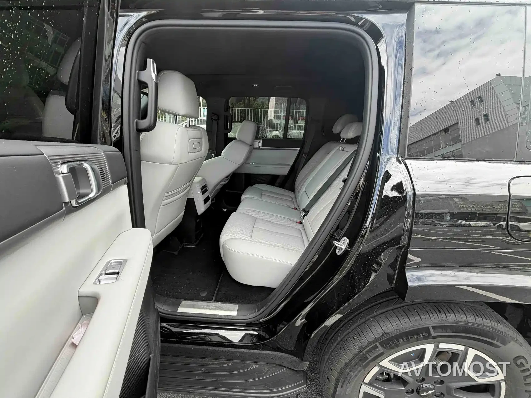 Fang Cheng Bao Titanium 7 2025 200KM Front-Wheel Drive Max Edition — фото 7