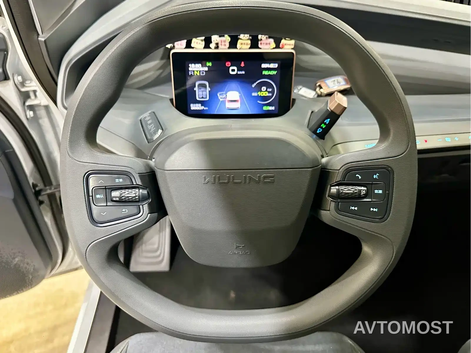Wuling NanoEV 2021 Fun Edition — фото 11