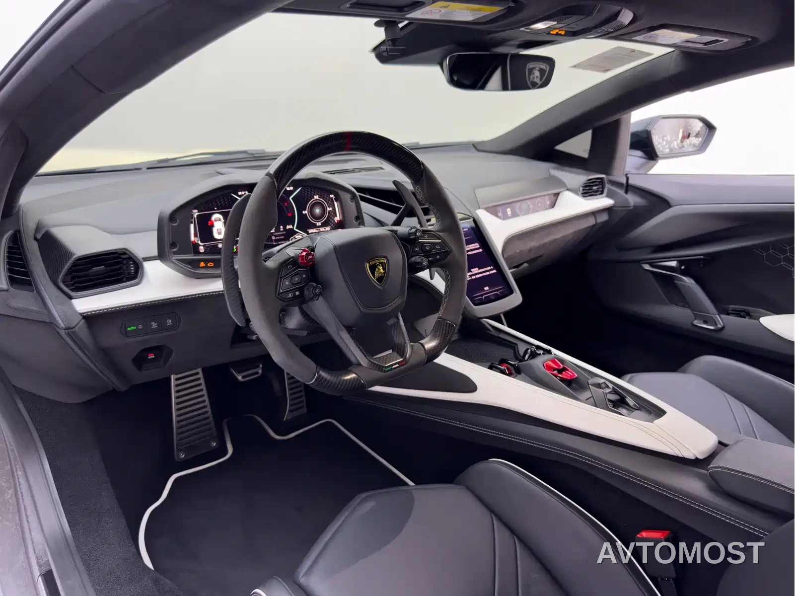 Lamborghini Revuelto 2023 6.5L PHEV Standard — фото 26