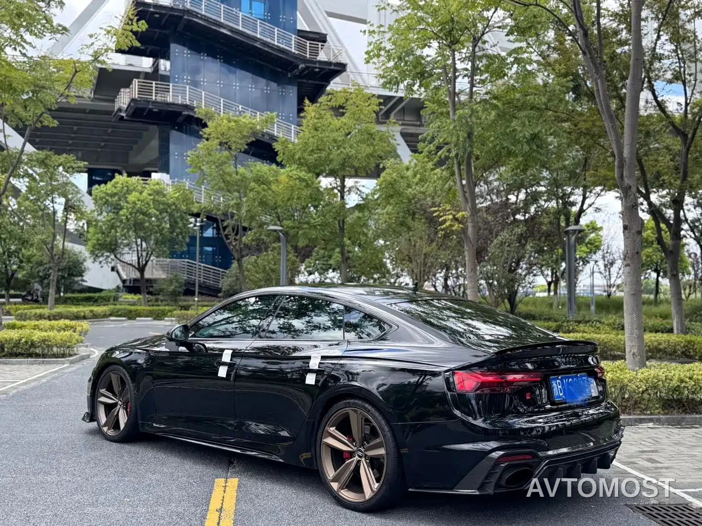 Audi RS 5 2021 RS 5 2.9T Sportback Dark Gold Edition — фото 7