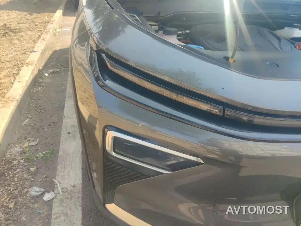 Geely Boyue REV 2026 Extended Range Base Model — фото 7